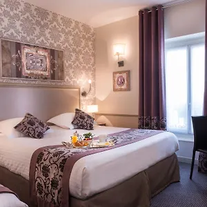 Monceau Wagram Paris