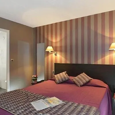 Carladez Cambronne Hotell Paris